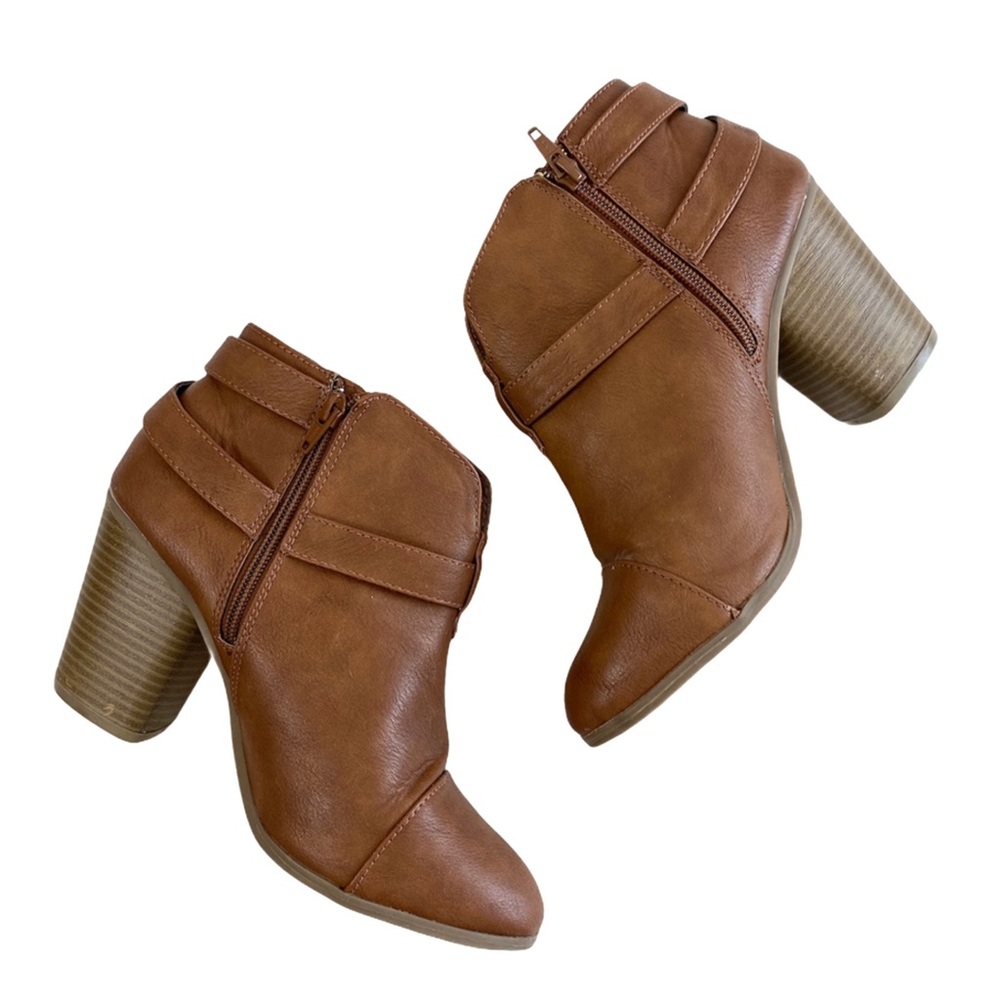 LC Lauren Conrad Slit Ankle Boots - Picture 3 of 14